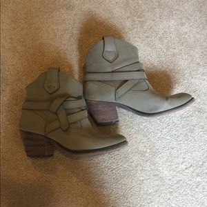 Rocket Dog Beige Ankle Boots